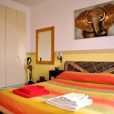 Bed And Breakfast Roma Vitinia Exterior foto