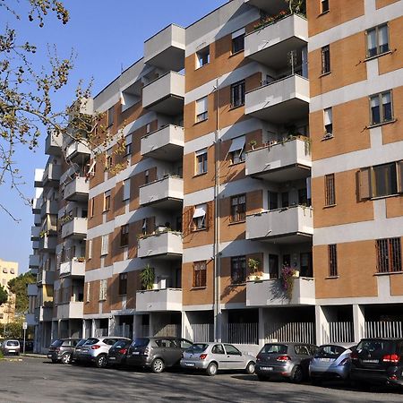 Bed And Breakfast Roma Vitinia Exterior foto